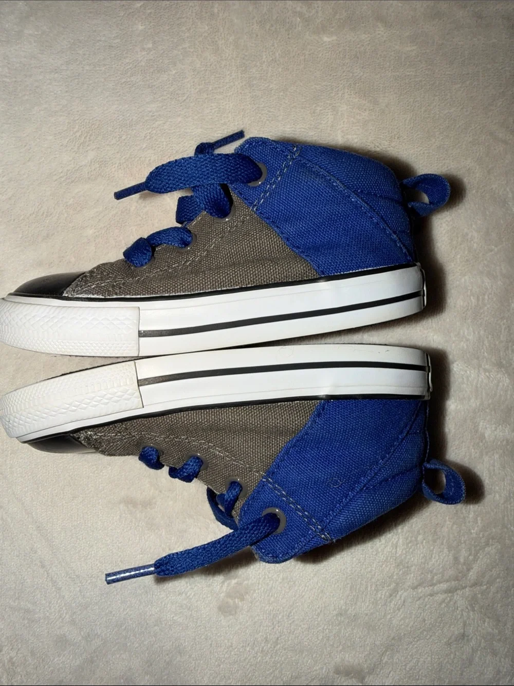 Converse Chuck Taylor All Star Mid Top Toddler Size 7 Gray & Blue